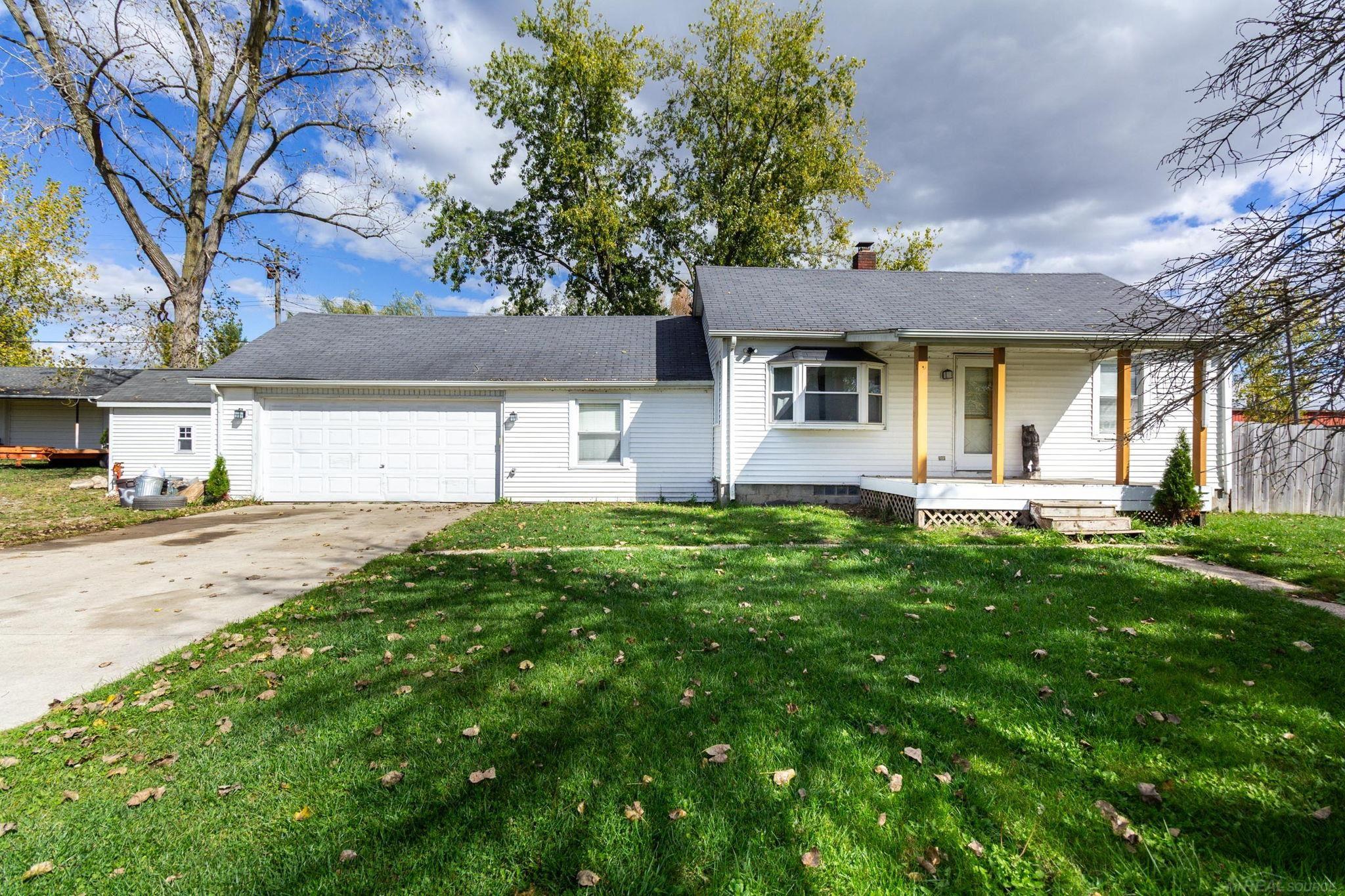 7082 Rattle Run Road St. Clair, MI 48079 - Photo 1 of 32 50190975-96d880a2-479f-4937-a212-cb020726b1fc.JPG