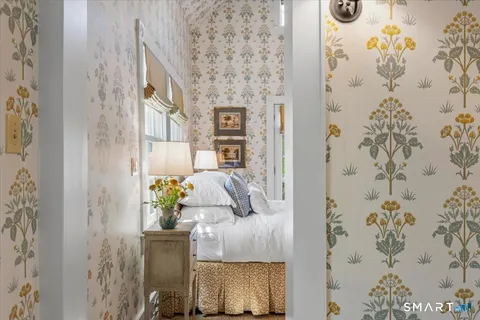 $6,895,000 | 372 Brushy Ridge Road, New Canaan, CT 06840