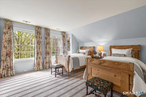 $6,895,000 | 372 Brushy Ridge Road, New Canaan, CT 06840