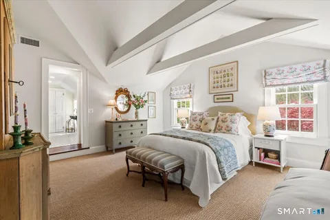 $6,895,000 | 372 Brushy Ridge Road, New Canaan, CT 06840