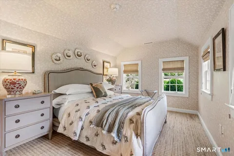 $6,895,000 | 372 Brushy Ridge Road, New Canaan, CT 06840