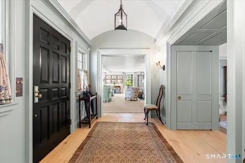 $6,895,000 | 372 Brushy Ridge Road, New Canaan, CT 06840