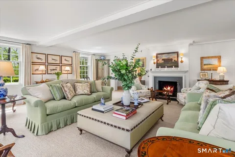 $6,895,000 | 372 Brushy Ridge Road, New Canaan, CT 06840