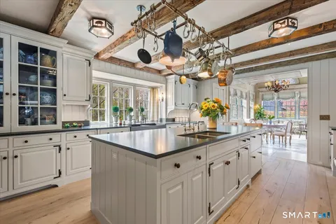 $6,895,000 | 372 Brushy Ridge Road, New Canaan, CT 06840