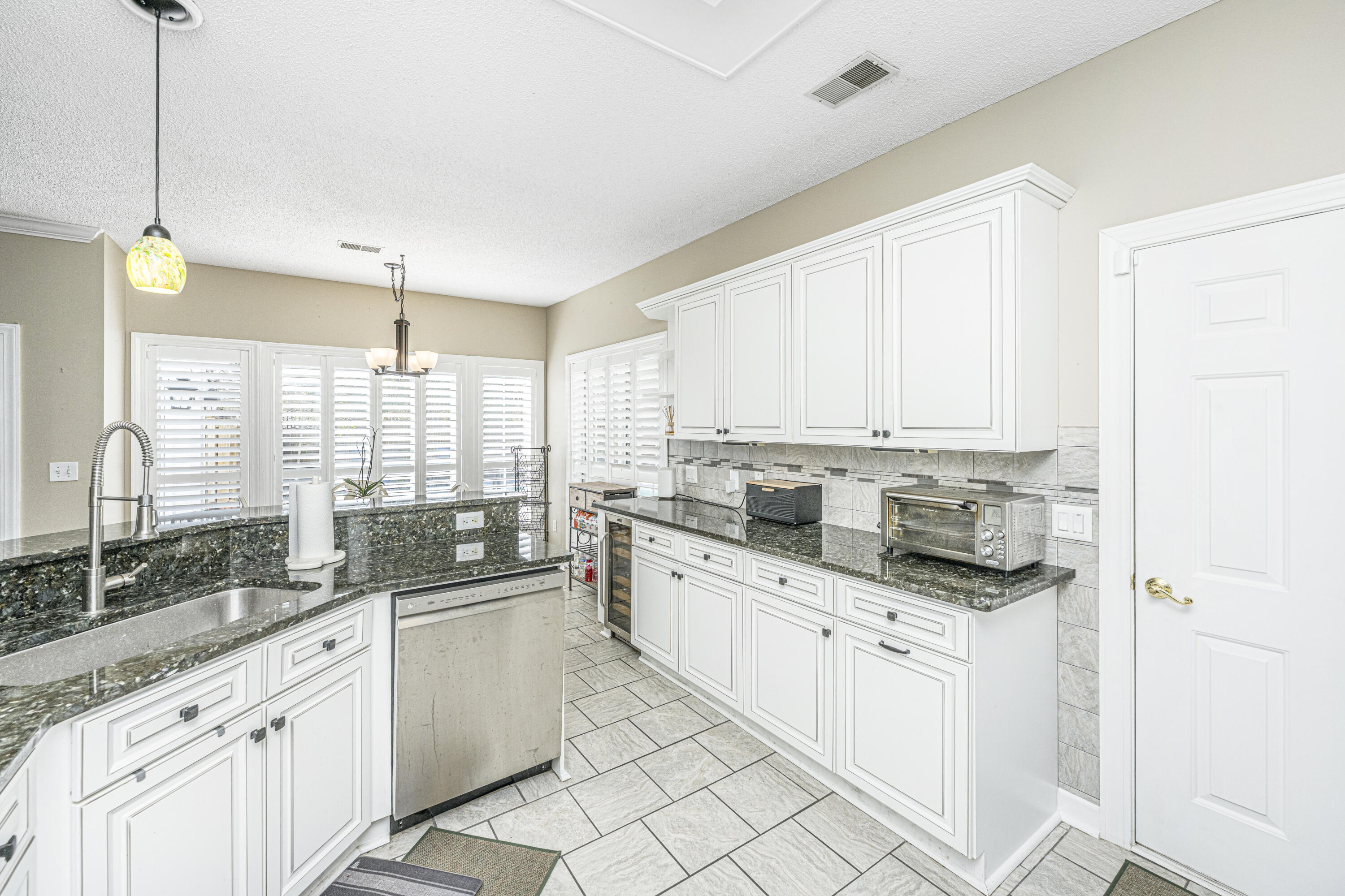 1705 Fox Ridge Court Charleston, SC 29414 - Photo 17 of 44 1705FoxRidgeCt025
