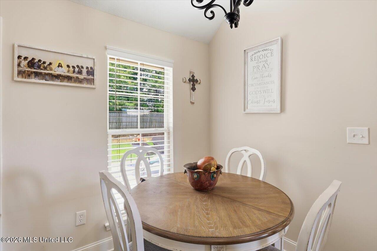 987 Filmore Dr. Brandon, MS 39042 - Photo 13 of 32 13-987 Filmore Dr _ Hometoursms.com