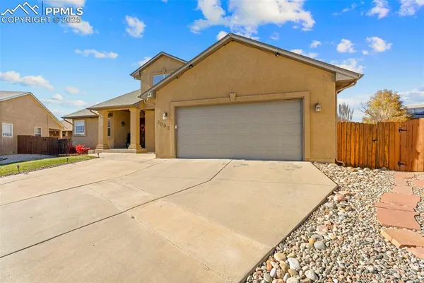$540,000 | 2097 Towhee Court, Pueblo, CO 81008