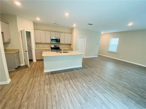 $1,890 | 181 Wynn Way, Pendergrass, GA 30567