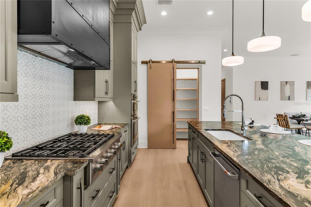 1430 Stetson Street Orlando, FL 32804 - Photo 19 of 64 Gallery Image 19