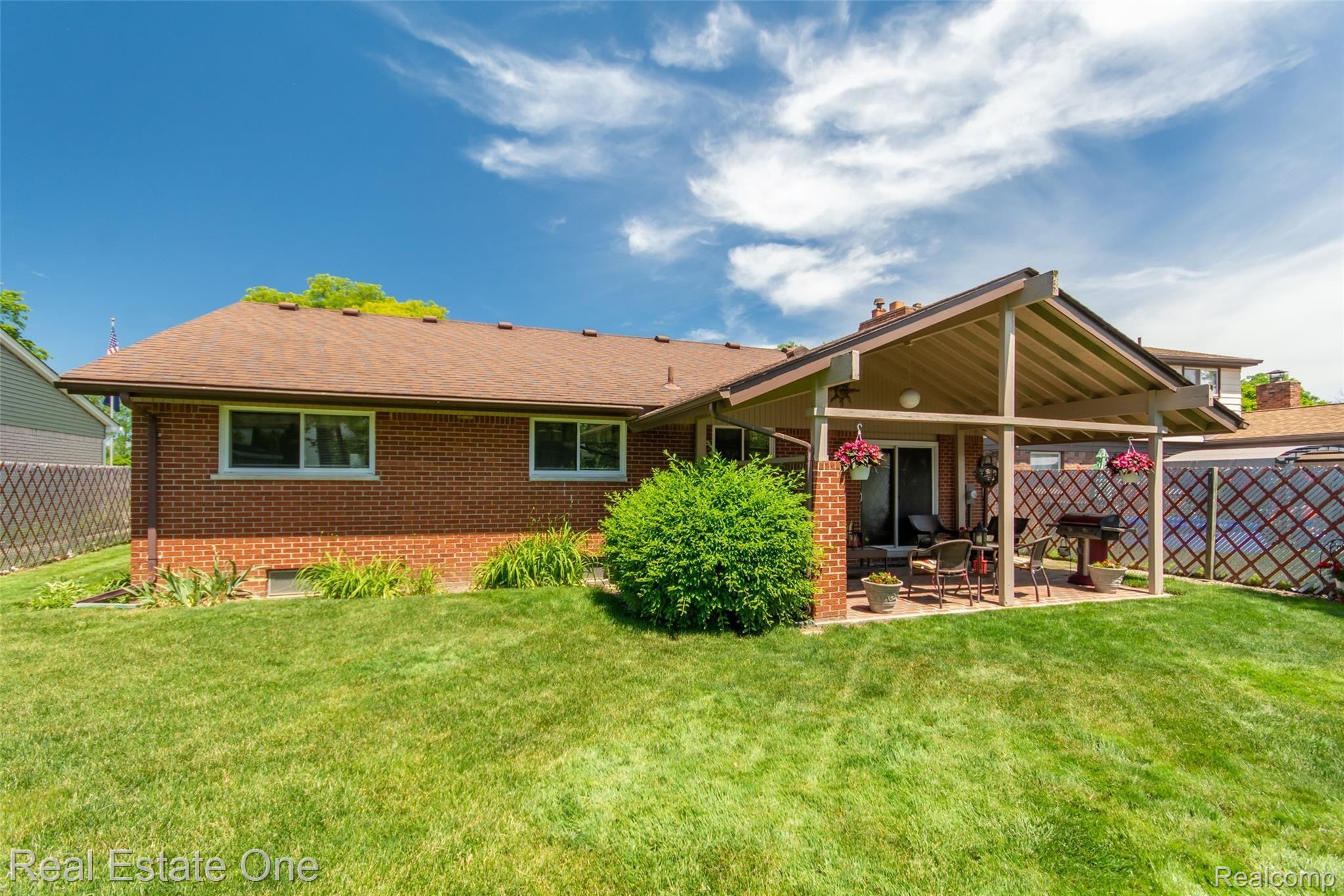 19279 Coachwood Road Riverview, MI 48193 - Photo 54 of 60 DSC_8562.jpg