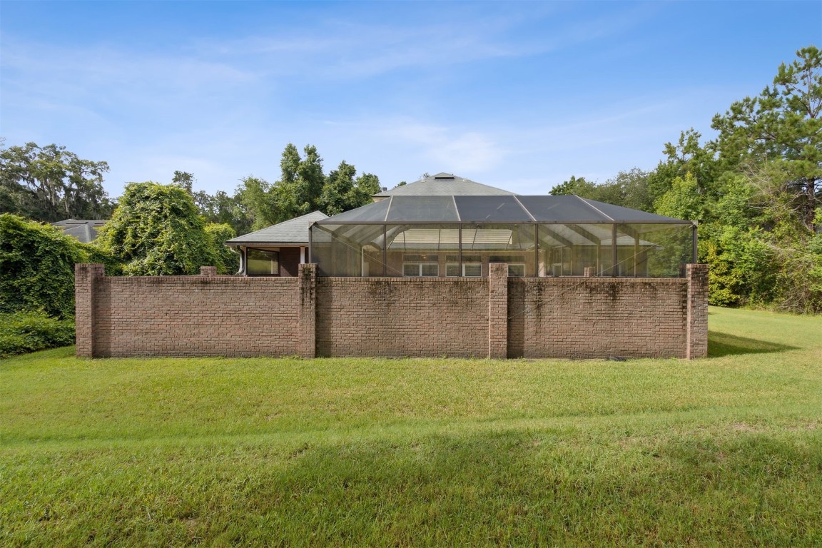 96075 High Pointe Drive Fernandina Beach, FL 32034 - Photo 33 of 42 a view of a back yard of the house