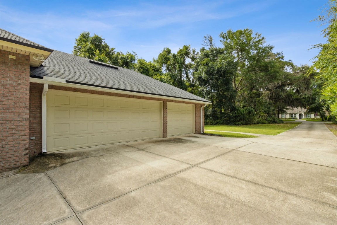 96075 High Pointe Drive Fernandina Beach, FL 32034 - Photo 35 of 42 a view of backyard of the house