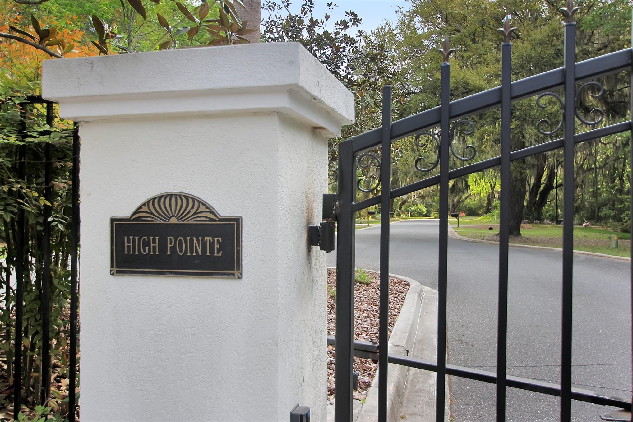 96075 High Pointe Drive Fernandina Beach, FL 32034 - Photo 37 of 42 a view of a street sign on the wall
