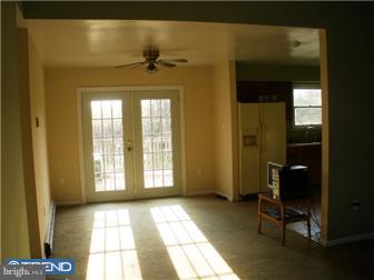 133 B Avis Mill Road Pilesgrove, NJ 08098 - Photo 2 of 6 Dining Room