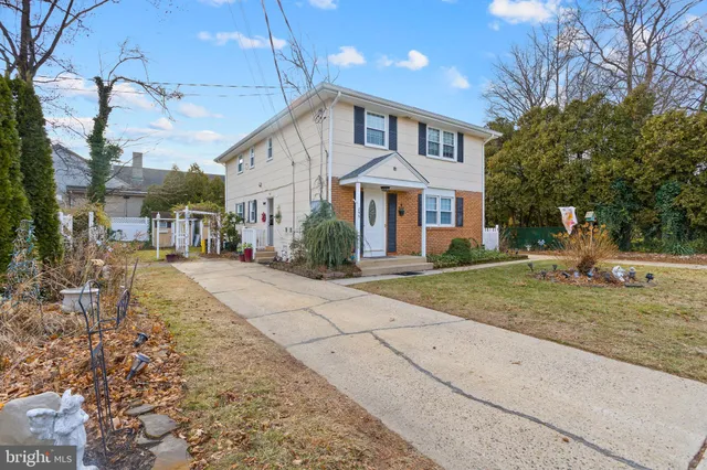 $2,300 | 295 Lander Drive, Trenton, NJ 08619