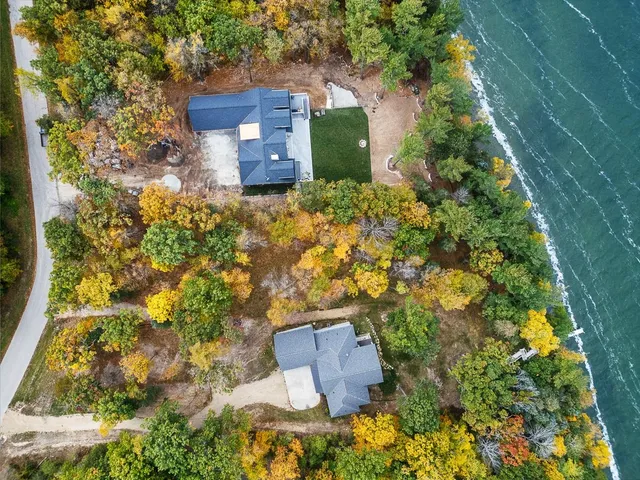 $1,649,000 | L2 Oakwood Green Lake, Markesan, WI 53946