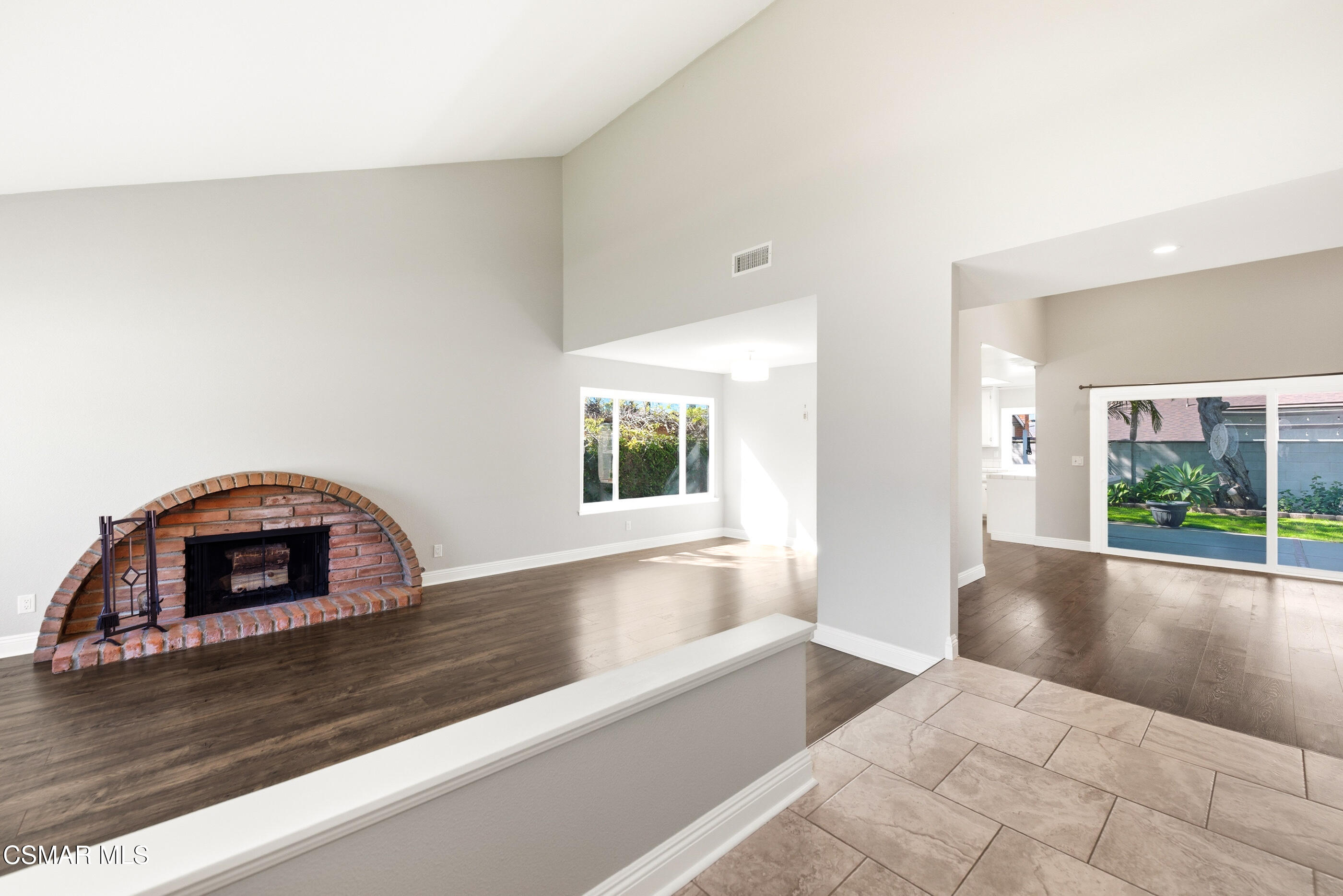 2249 St Clair Avenue Simi Valley, CA 93063 - Photo 6 of 60 2249 St. Clair Ave. Simi Valley 93063