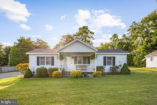 $2,700 | 709 Dicks Hollow Road, Winchester, VA 22603