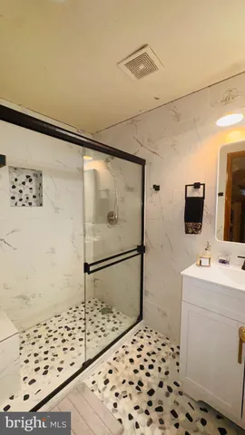 $2,700 | 709 Dicks Hollow Road, Winchester, VA 22603