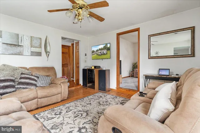 $2,700 | 709 Dicks Hollow Road, Winchester, VA 22603