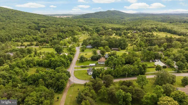 $2,700 | 709 Dicks Hollow Road, Winchester, VA 22603