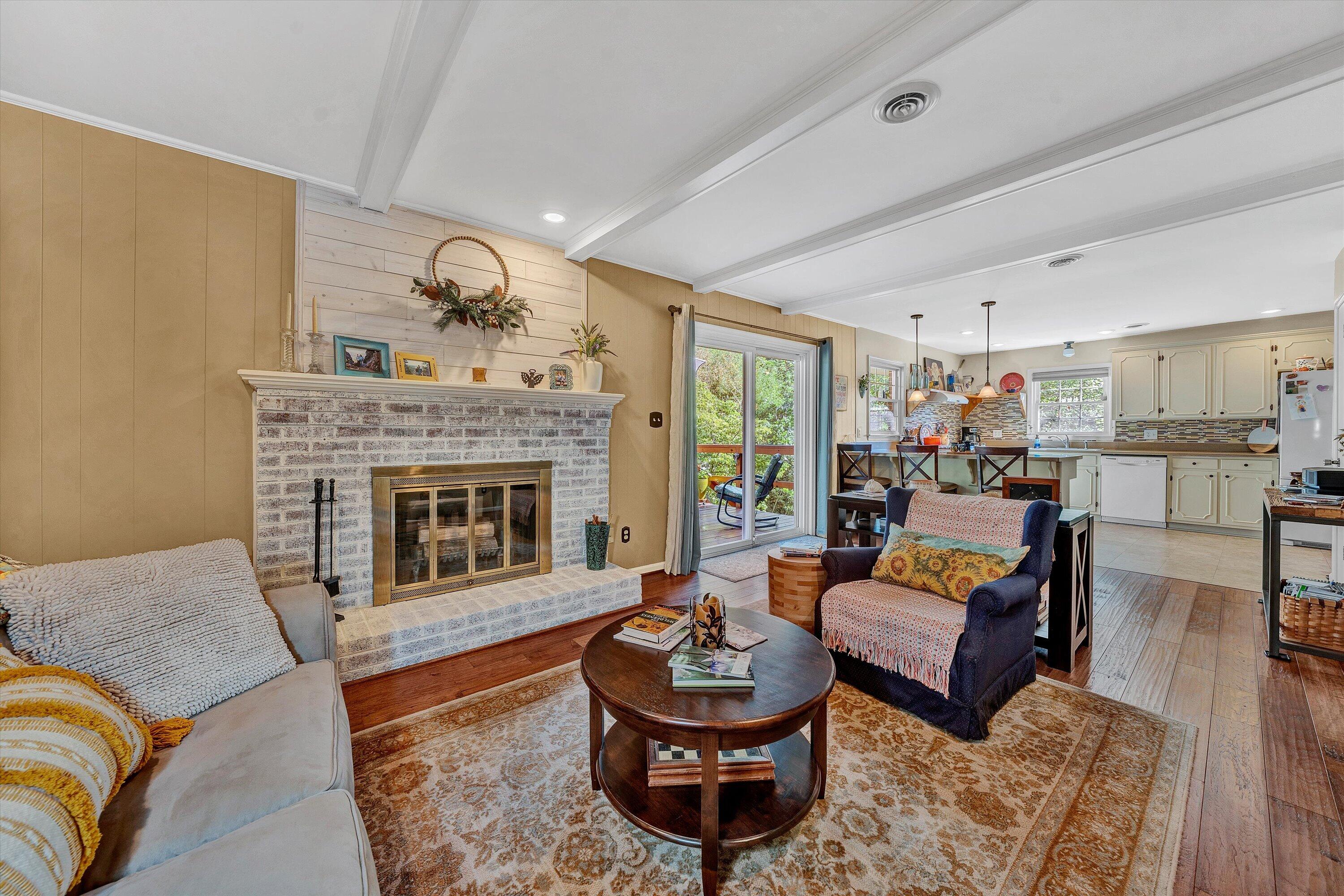 4911 Cave Spring Circle Roanoke, VA 24018 - Photo 13 of 38 14-062520240011