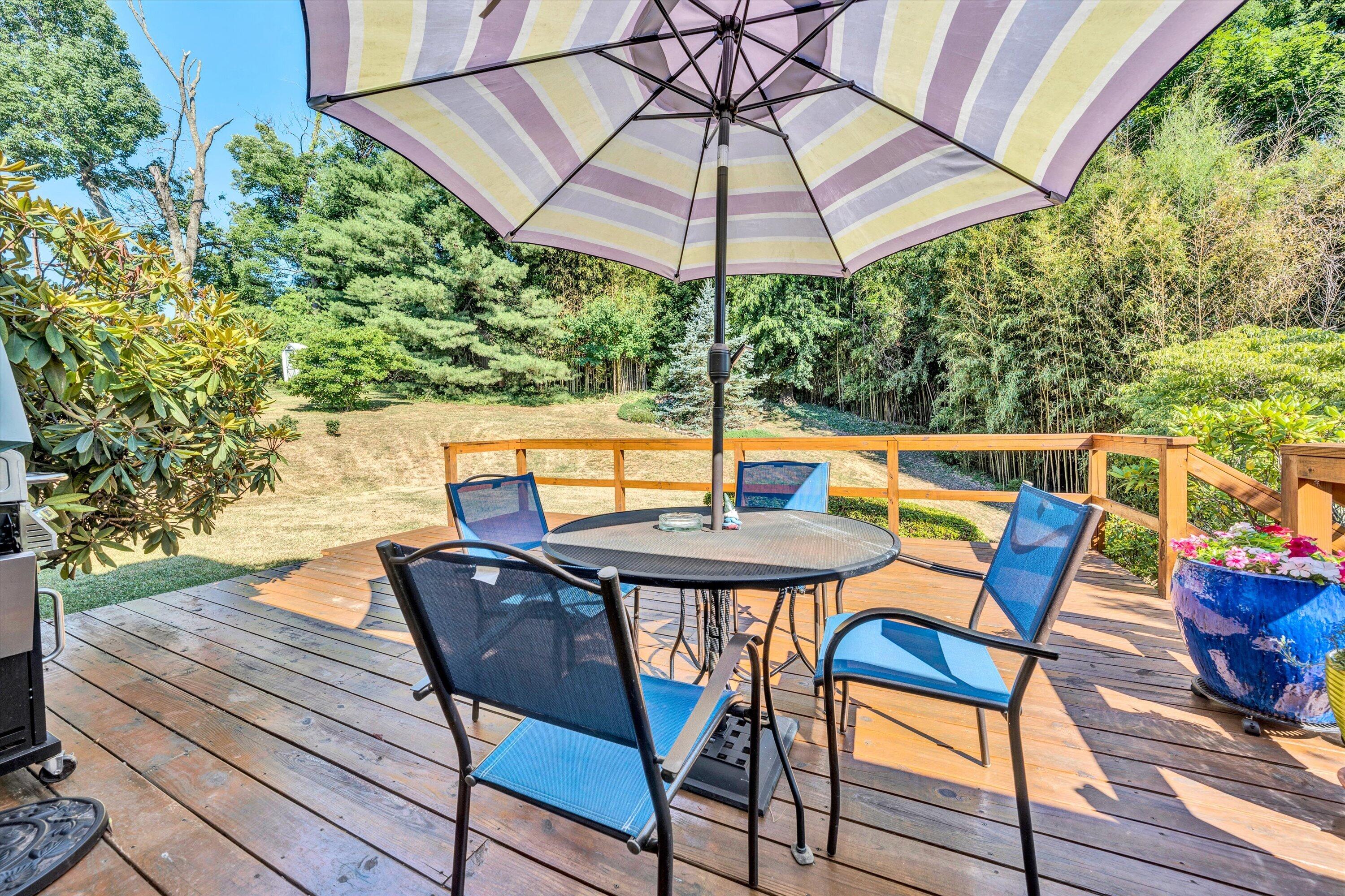 4911 Cave Spring Circle Roanoke, VA 24018 - Photo 28 of 38 29-062520240026