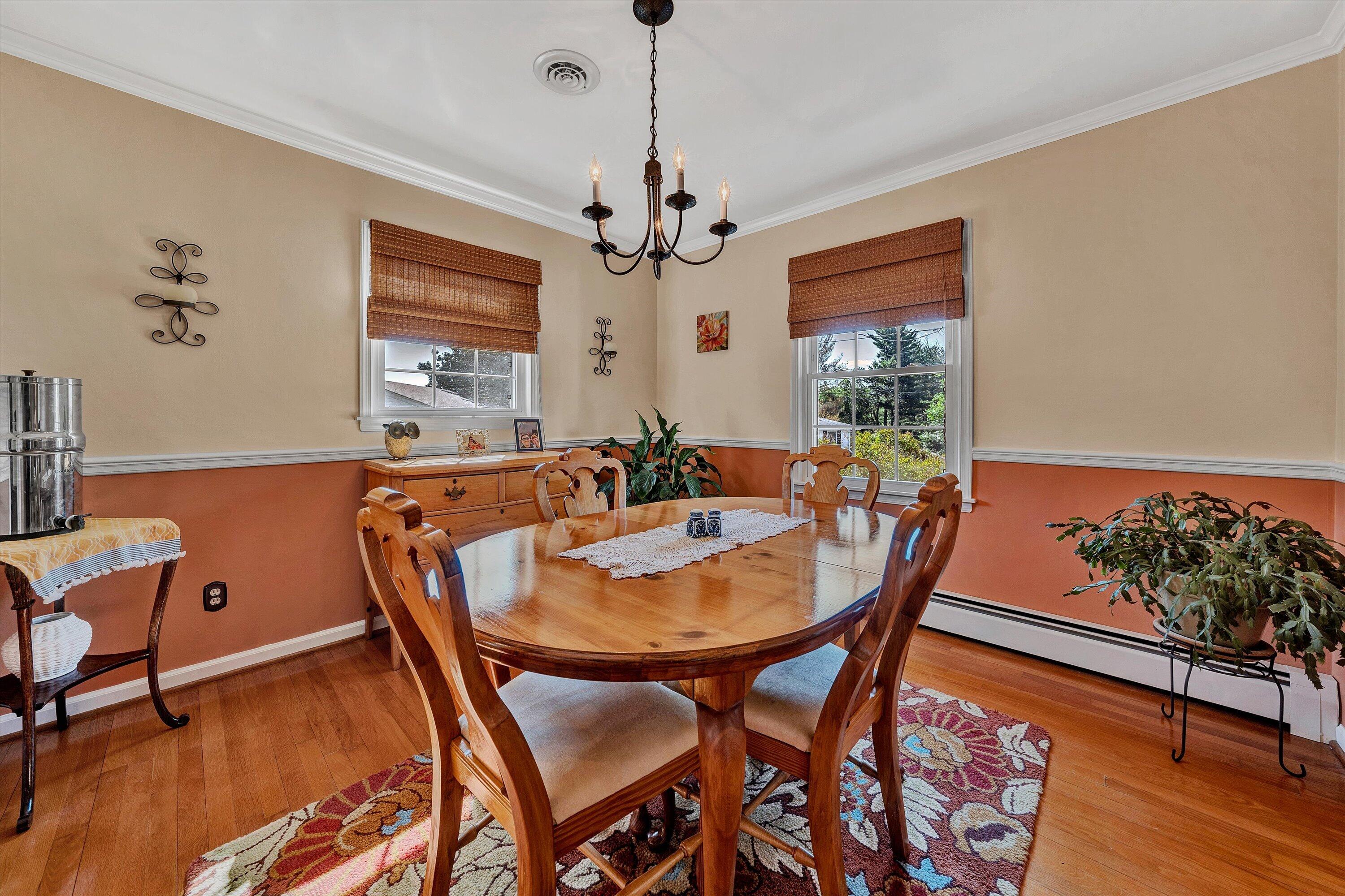 4911 Cave Spring Circle Roanoke, VA 24018 - Photo 6 of 38 07-062520240004