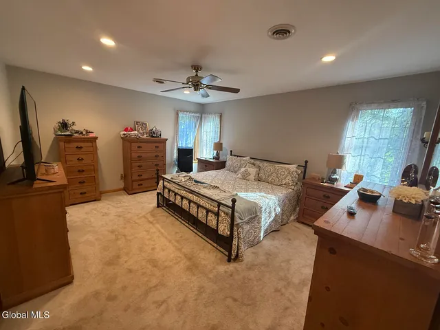 $749,000 | 12 Pond Hollow Road, Sand Lake, NY 12018