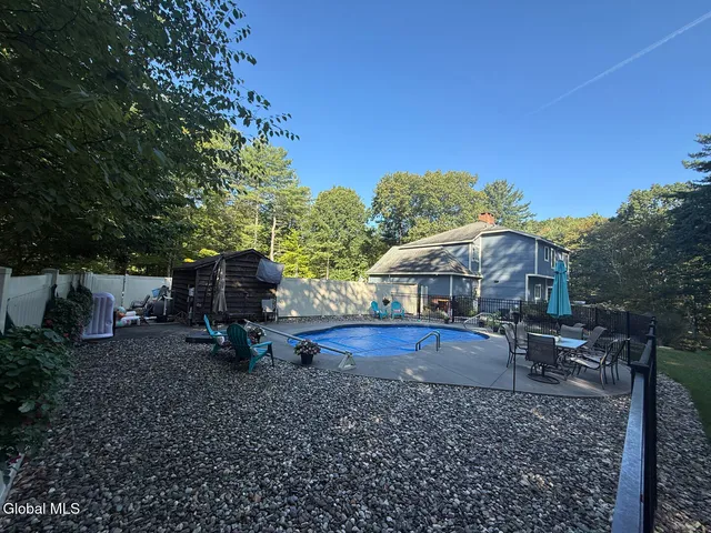 $749,000 | 12 Pond Hollow Road, Sand Lake, NY 12018