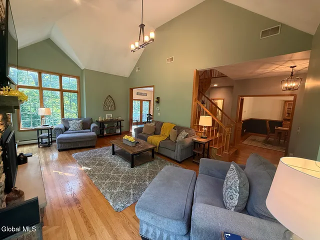 $749,000 | 12 Pond Hollow Road, Sand Lake, NY 12018