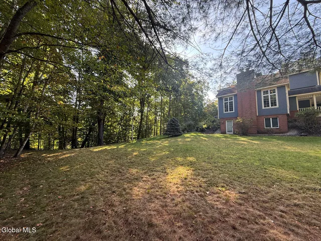 $749,000 | 12 Pond Hollow Road, Sand Lake, NY 12018