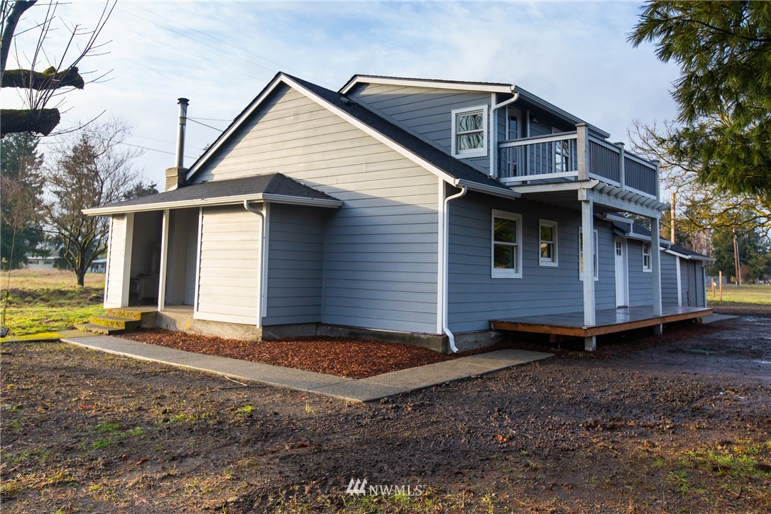 8546 180th Way Southwest Rochester, WA 98579 - Photo 2 of 25