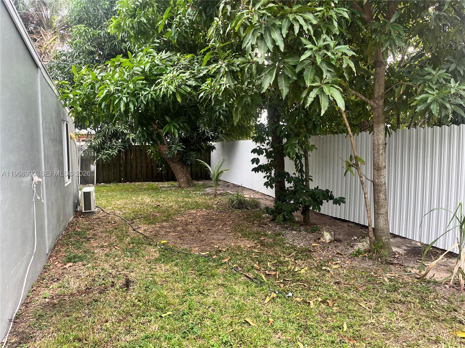 816 Beech Road West Palm Beach, FL 33409 - Photo 12 of 16