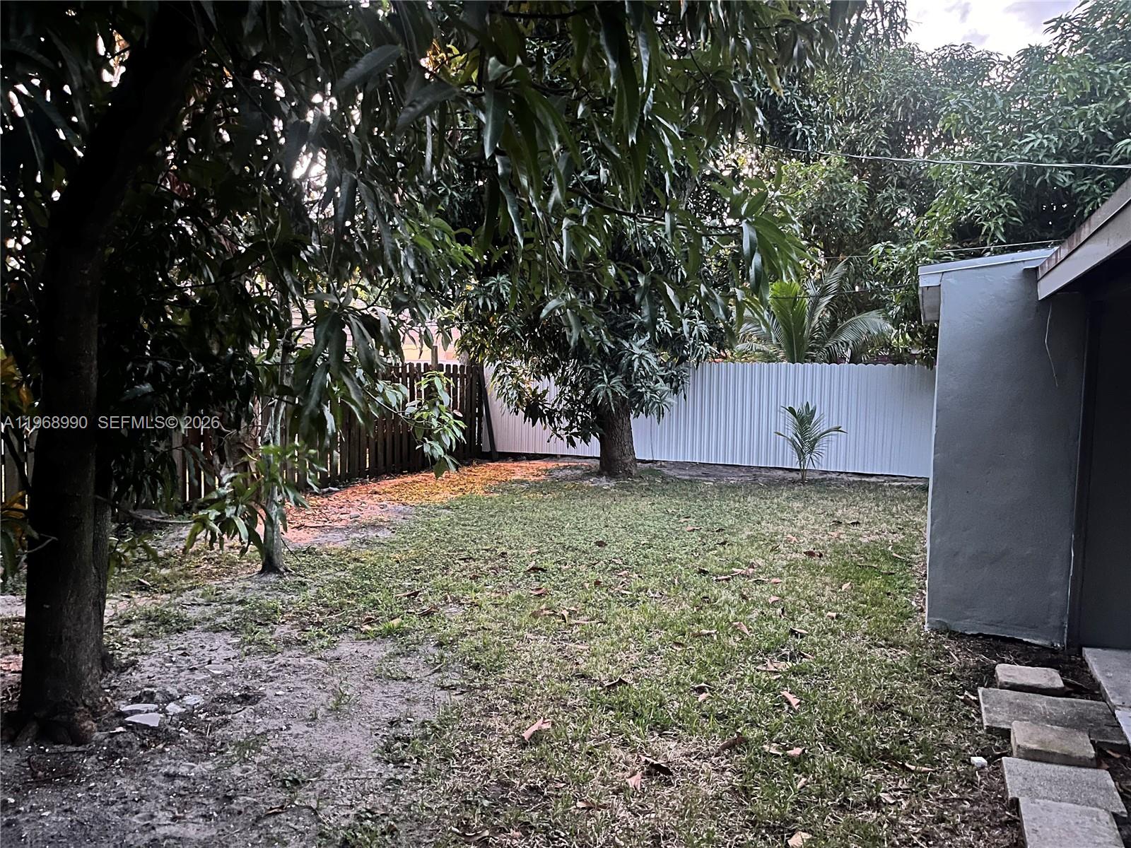 816 Beech Road West Palm Beach, FL 33409 - Photo 13 of 16