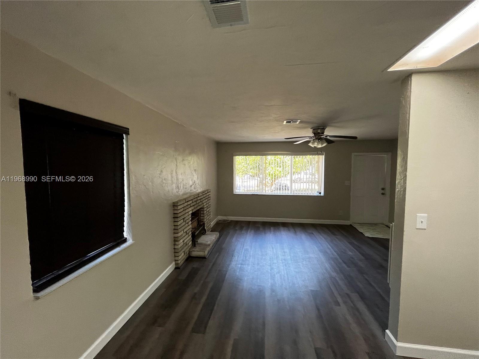 816 Beech Road West Palm Beach, FL 33409 - Photo 2 of 16