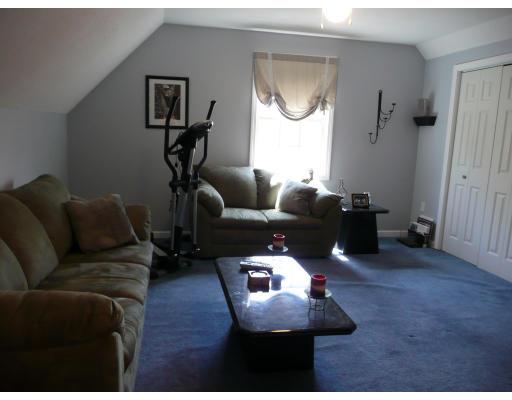 343 Mill Valley Road Belchertown, MA 01007 - Photo 6 of 12 Gallery Image 6