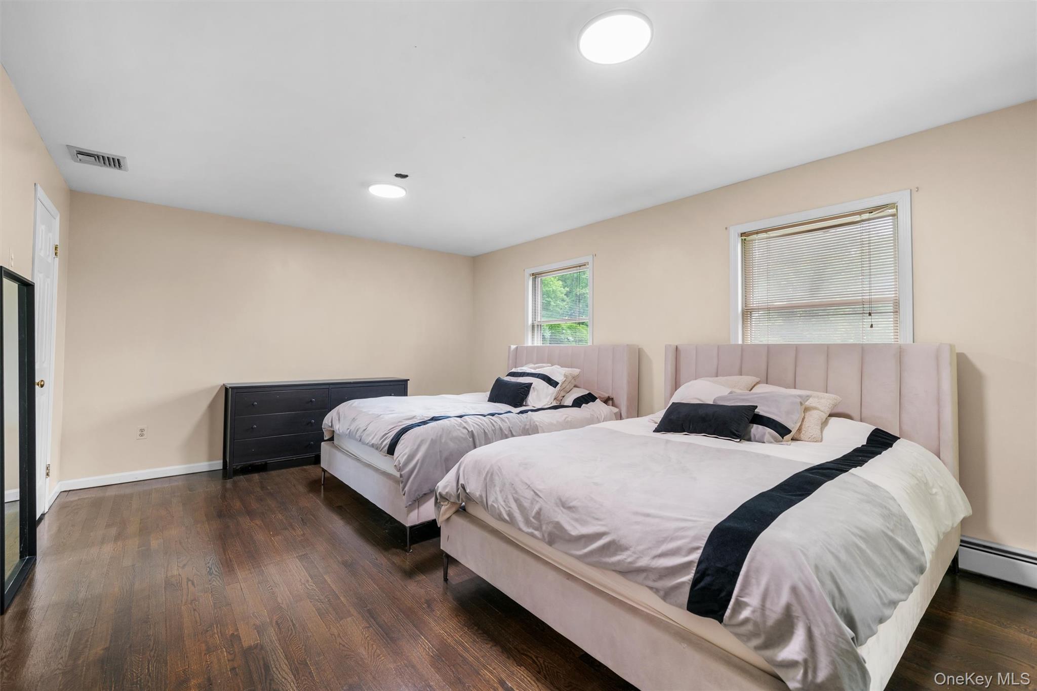 14 Cheesecote Court Stony Point, NY 10980 - Photo 20 of 40 a bedroom with two beds and painting on the wall