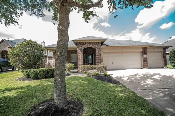 $365,000 | 8811 Henrico Lane, Rosenberg, TX 77469