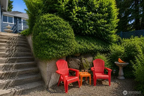 $1,348,888 | 707 West Bertona Street, Seattle, WA 98119