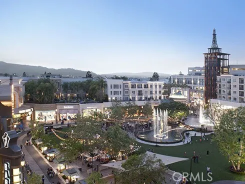 a view of a water fountain in a city