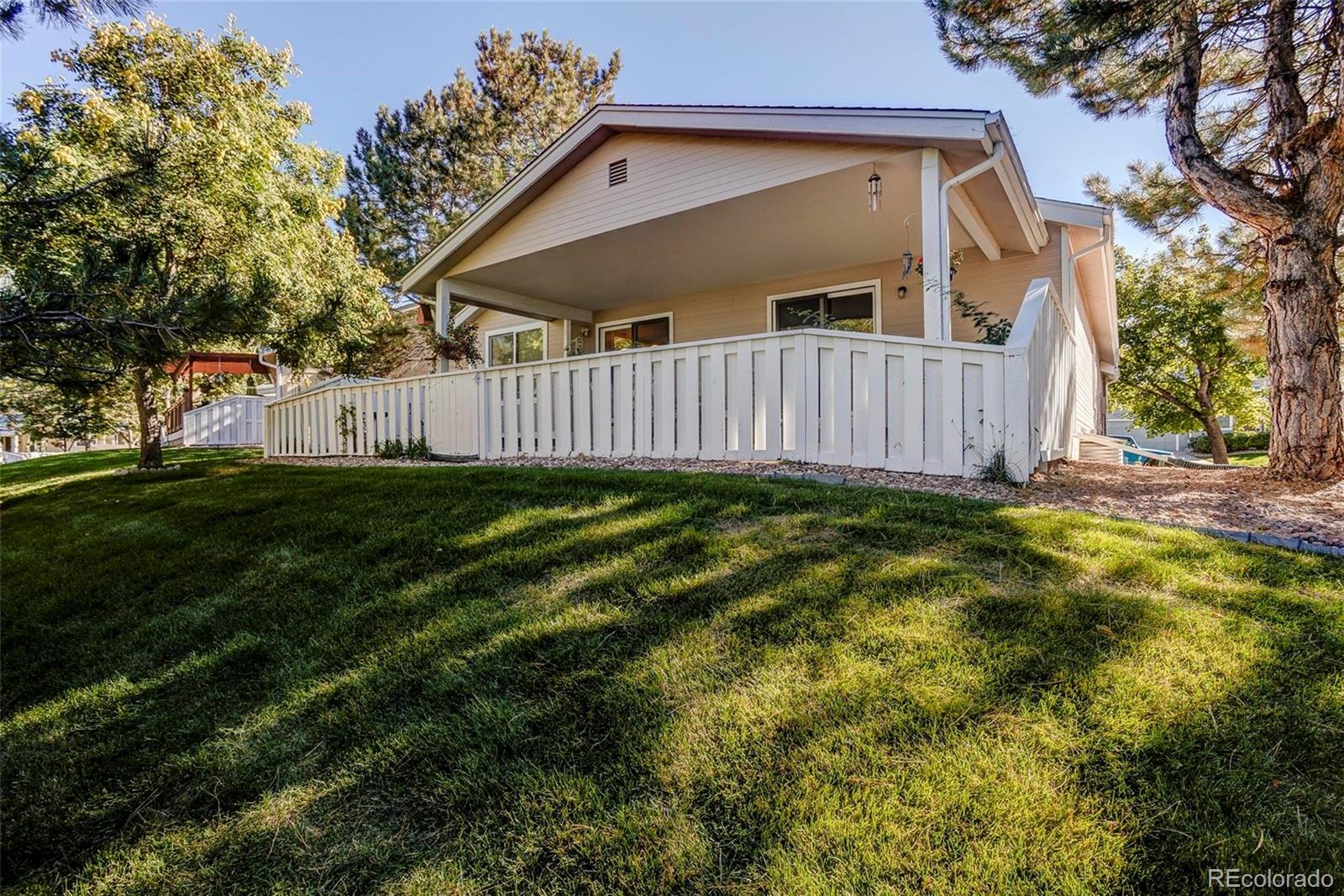 3 Dunbarton Court Highlands Ranch, CO 80130 - Photo 2 of 35 Gallery Image 2