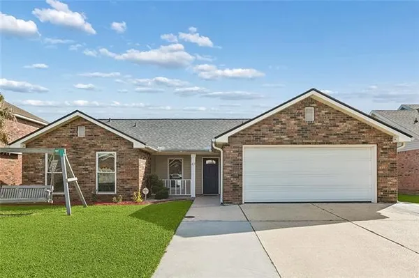 $299,000 | 47 Oakley Drive, Destrehan, LA 70047