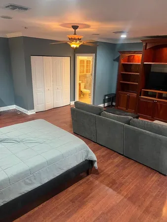 $7,000 | 1430 Polk Street, Unit 1430, Hollywood, FL 33020