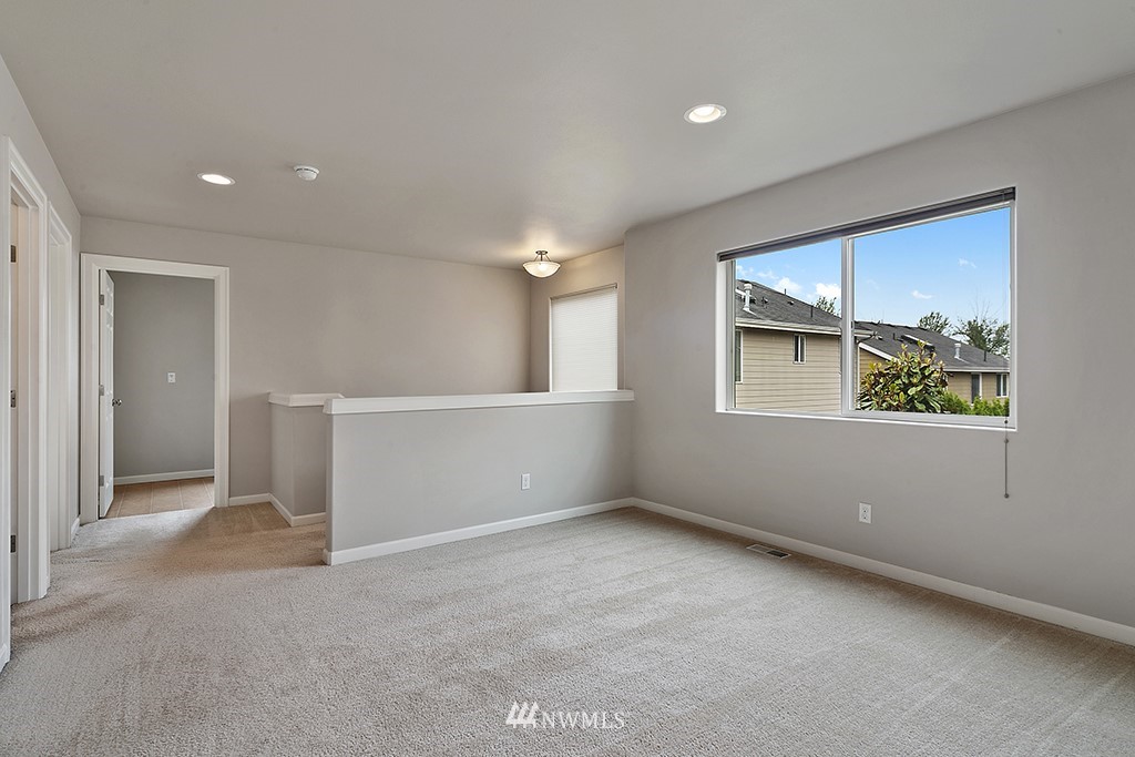 5004 Northeast 3rd Place Renton, WA 98059 - Photo 13 of 25