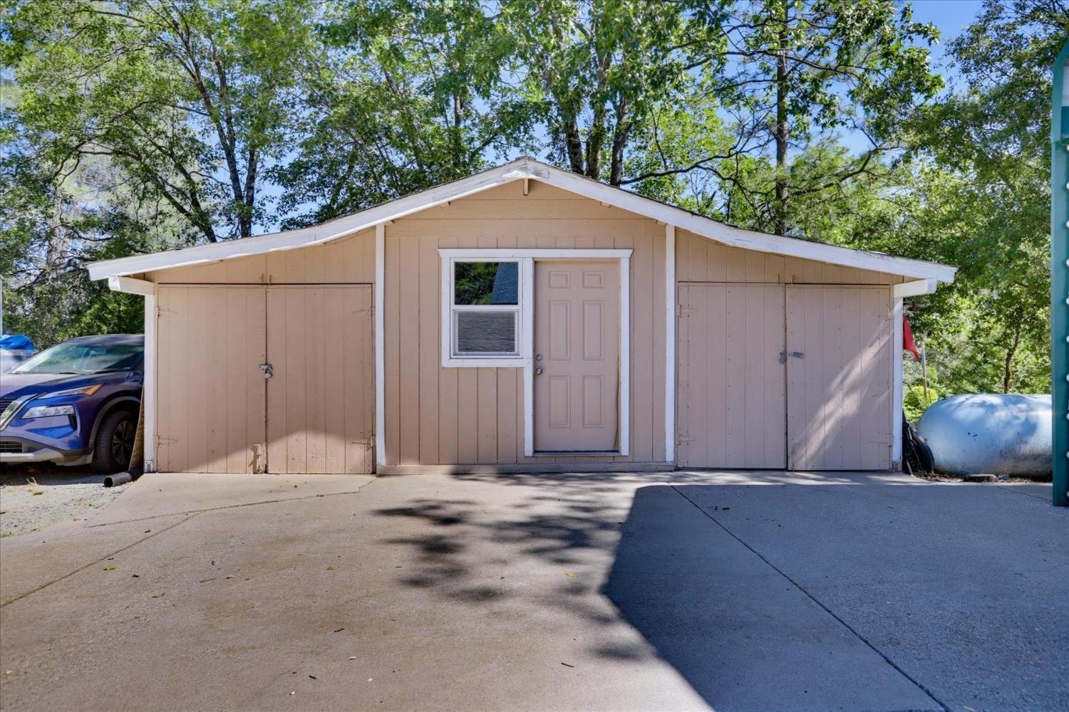665 Gladycon Road Colfax, CA 95713 - Photo 19 of 57 Storage