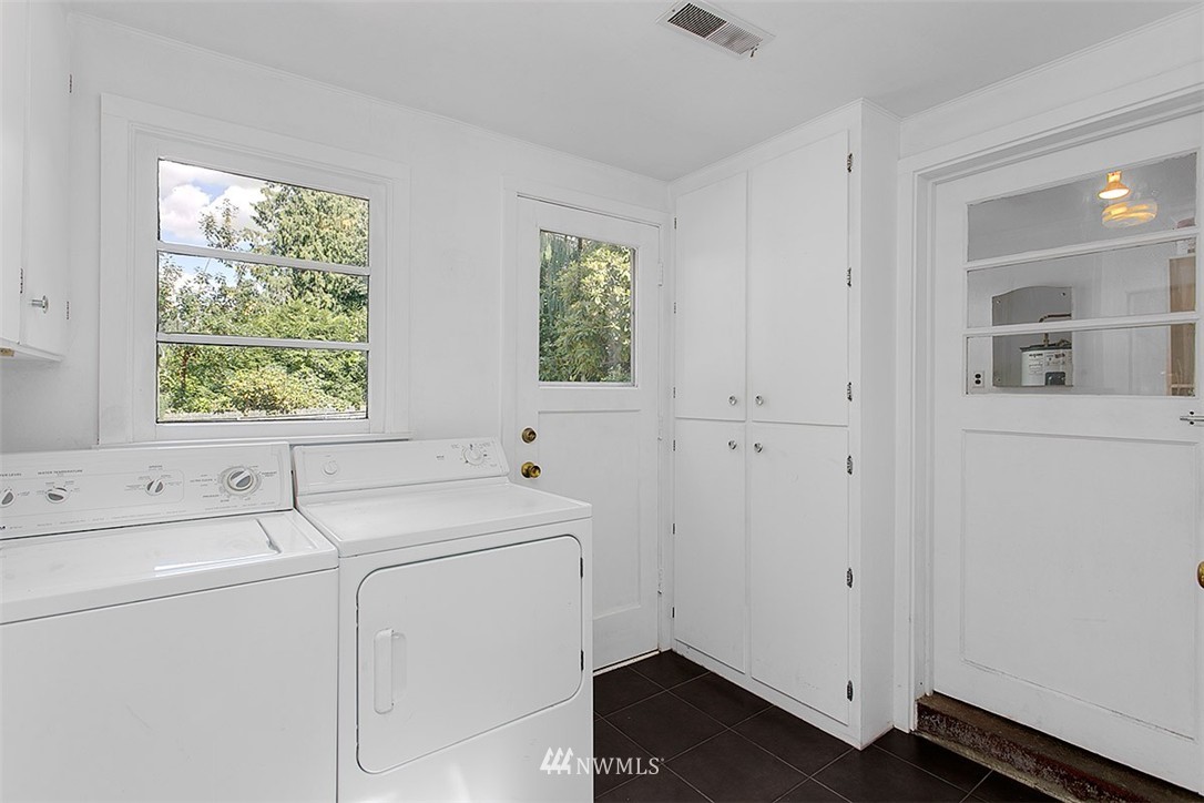 1002 Walnut Street Edmonds, WA 98020 - Photo 14 of 25 Gallery Image 14