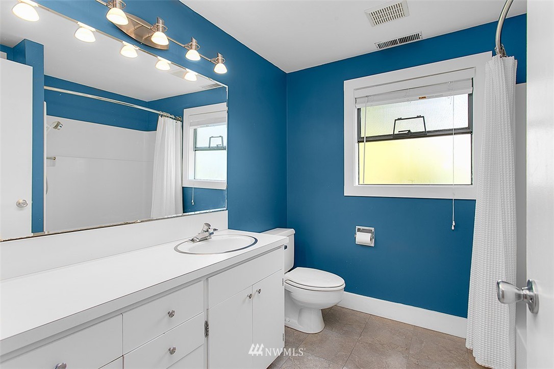 1002 Walnut Street Edmonds, WA 98020 - Photo 20 of 25 Gallery Image 20