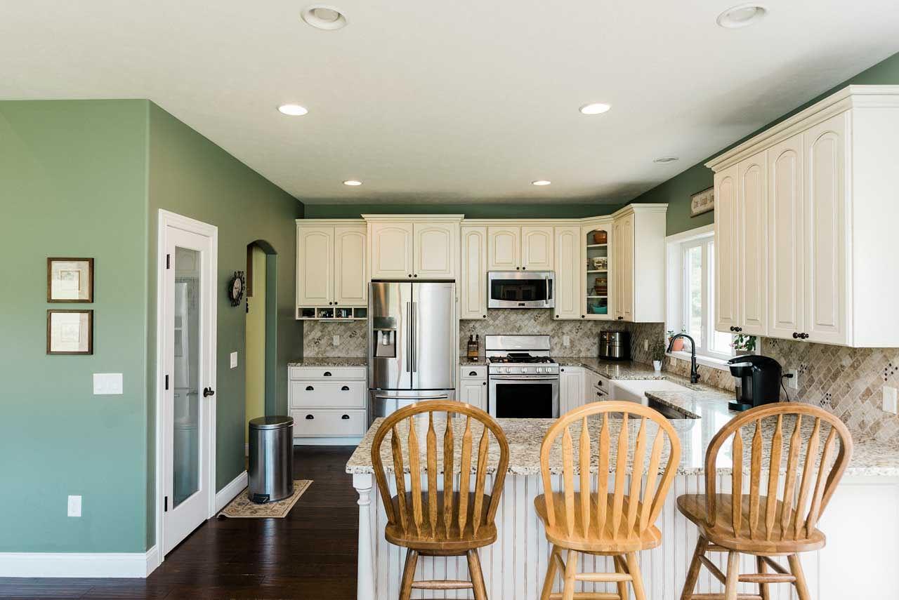 4599 Cedar Lake Road Traverse City, MI 49685 - Photo 3 of 33 1864012-2.JPG