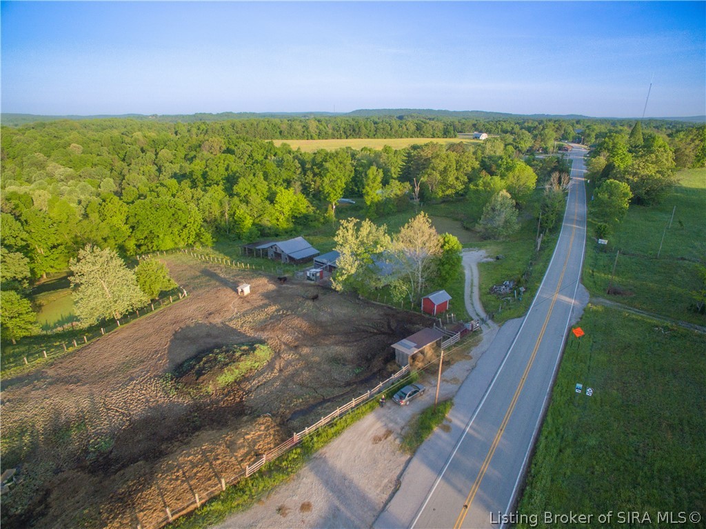 62 East St Road Sulphur, IN 47118 - Photo 4 of 35